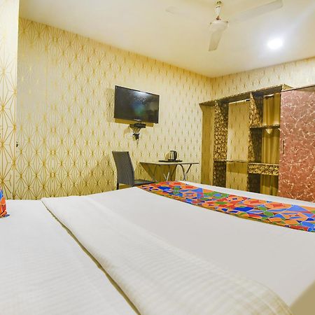 Fabhotel Rj 18 Beach Resort - Nr Baga Beach Buitenkant foto