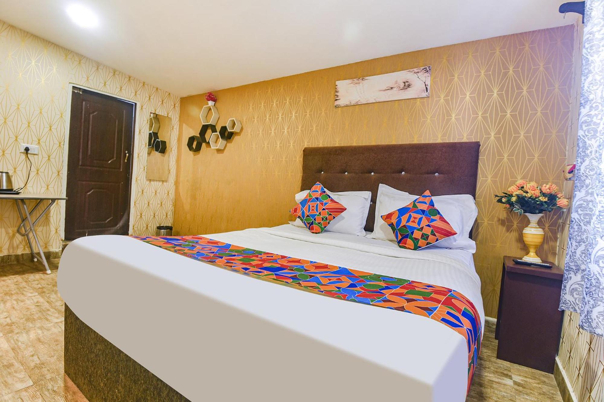 Fabhotel Rj 18 Beach Resort - Nr Baga Beach Buitenkant foto