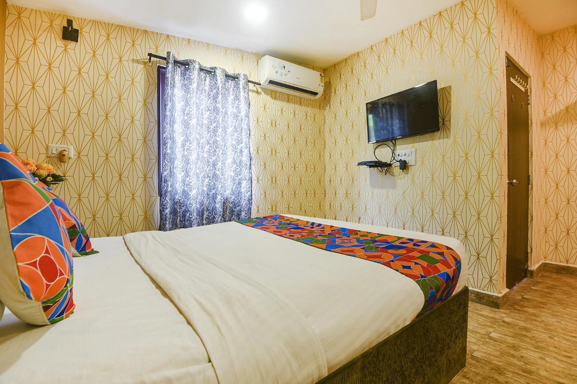 Fabhotel Rj 18 Beach Resort - Nr Baga Beach Buitenkant foto