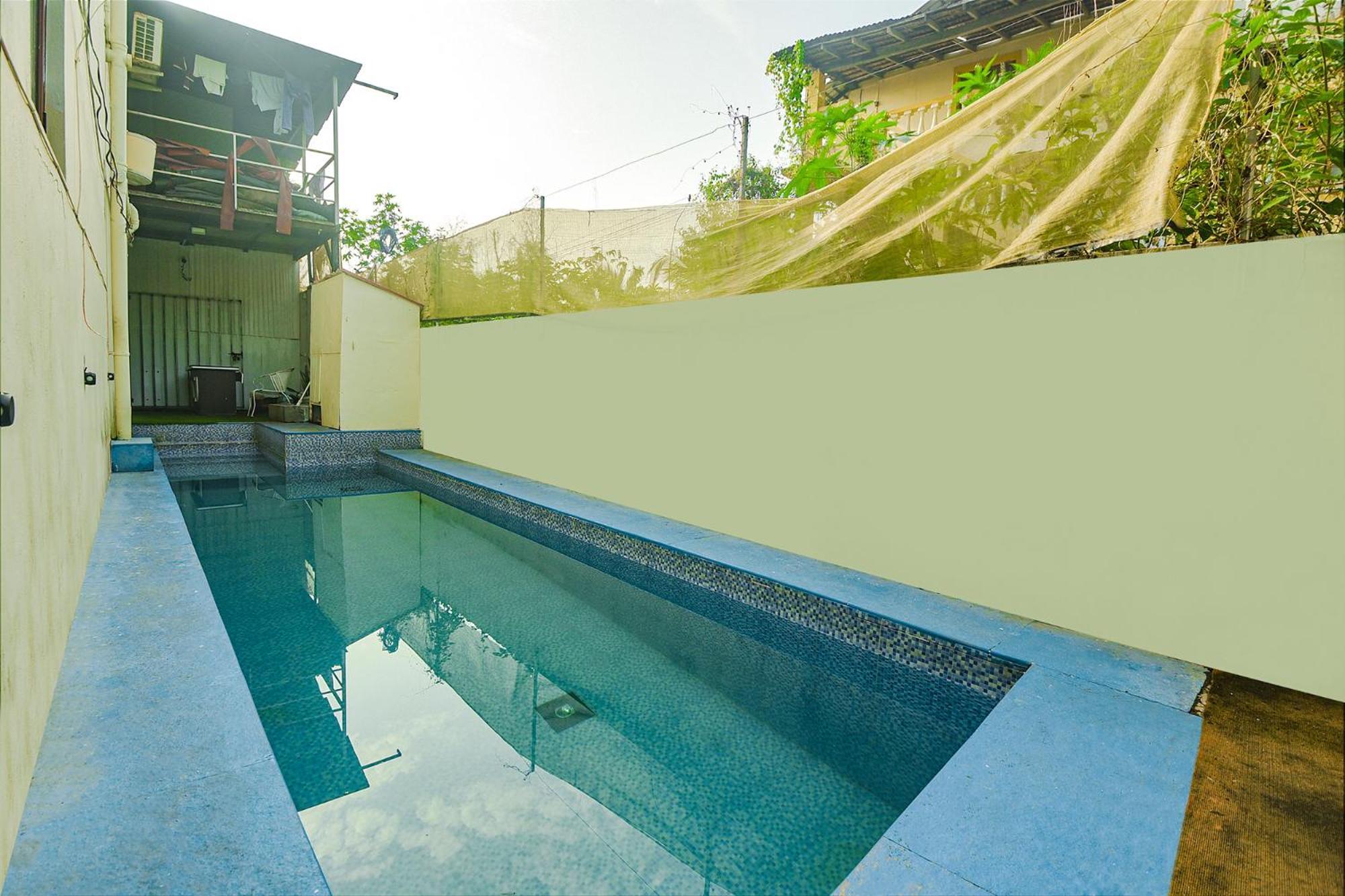 Fabhotel Rj 18 Beach Resort - Nr Baga Beach Buitenkant foto